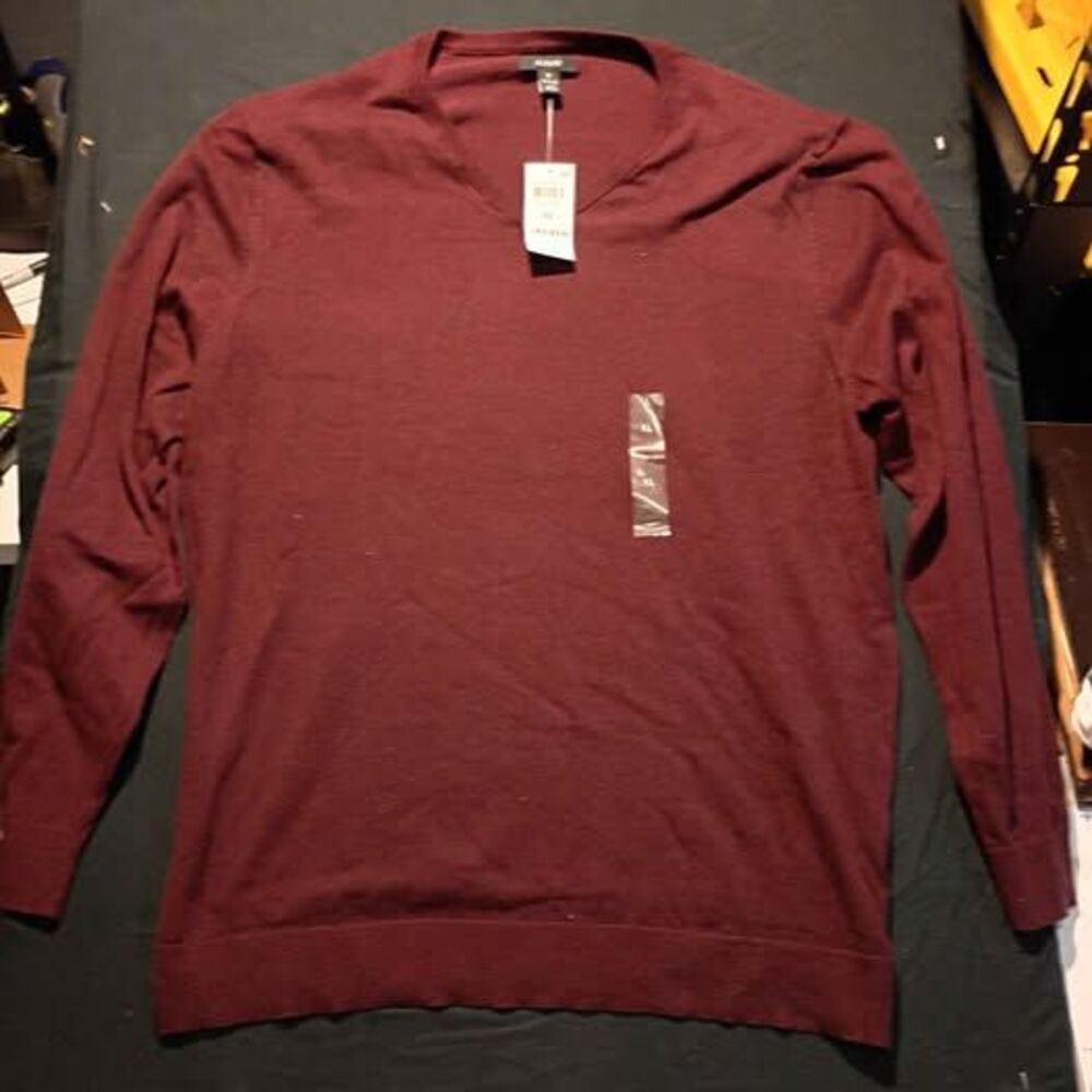 Alfani Men's V-Neck Sweater Size XL